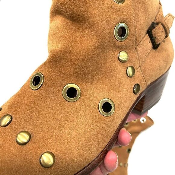 SAM EDELMAN Pedra Perforated Short Boots - Picture 5 of 9